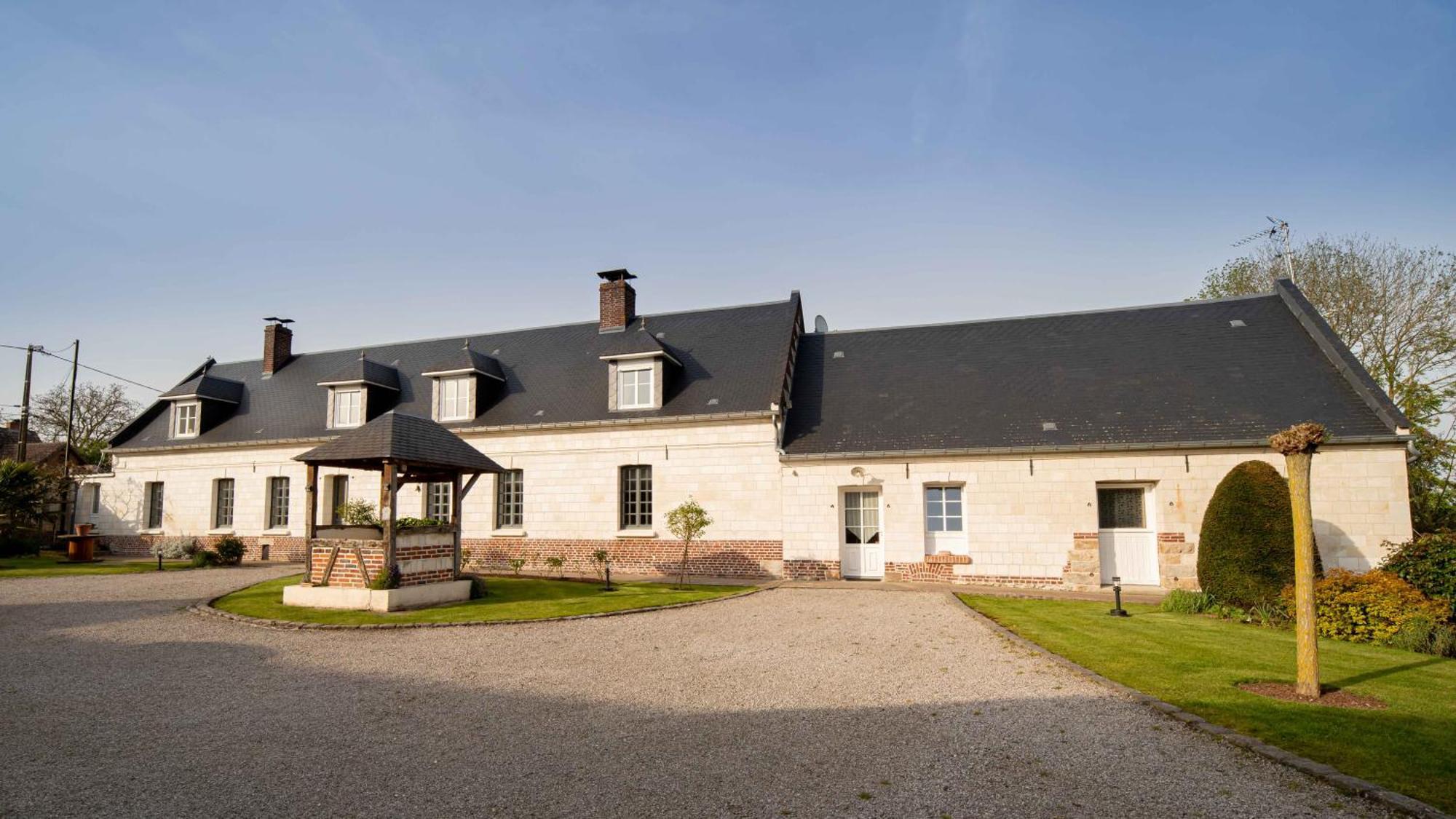 Domaine Des Demoiselles - Gite Et Spa Hauteville  Luaran gambar